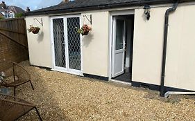 Leeward Lodge